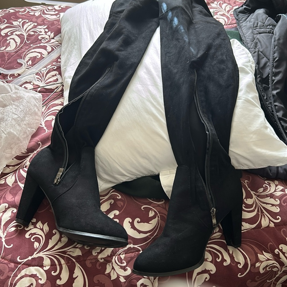 Thigh high wide heel boots, faux fur